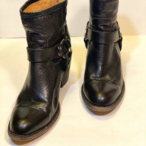 Frye Tabitha Harness Short Boot - Black